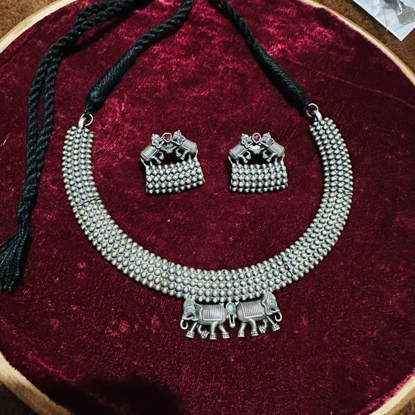 Antique Hasli Set 3