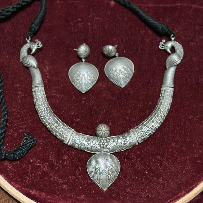 Antique Hasli Set 6